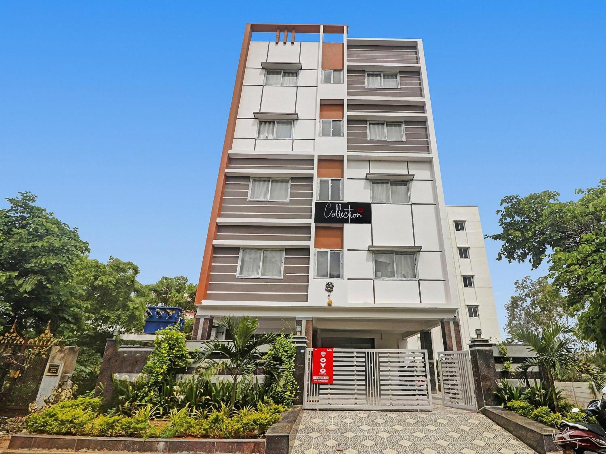 Super Capital O Srinika Inn Gachibowli 外观 照片