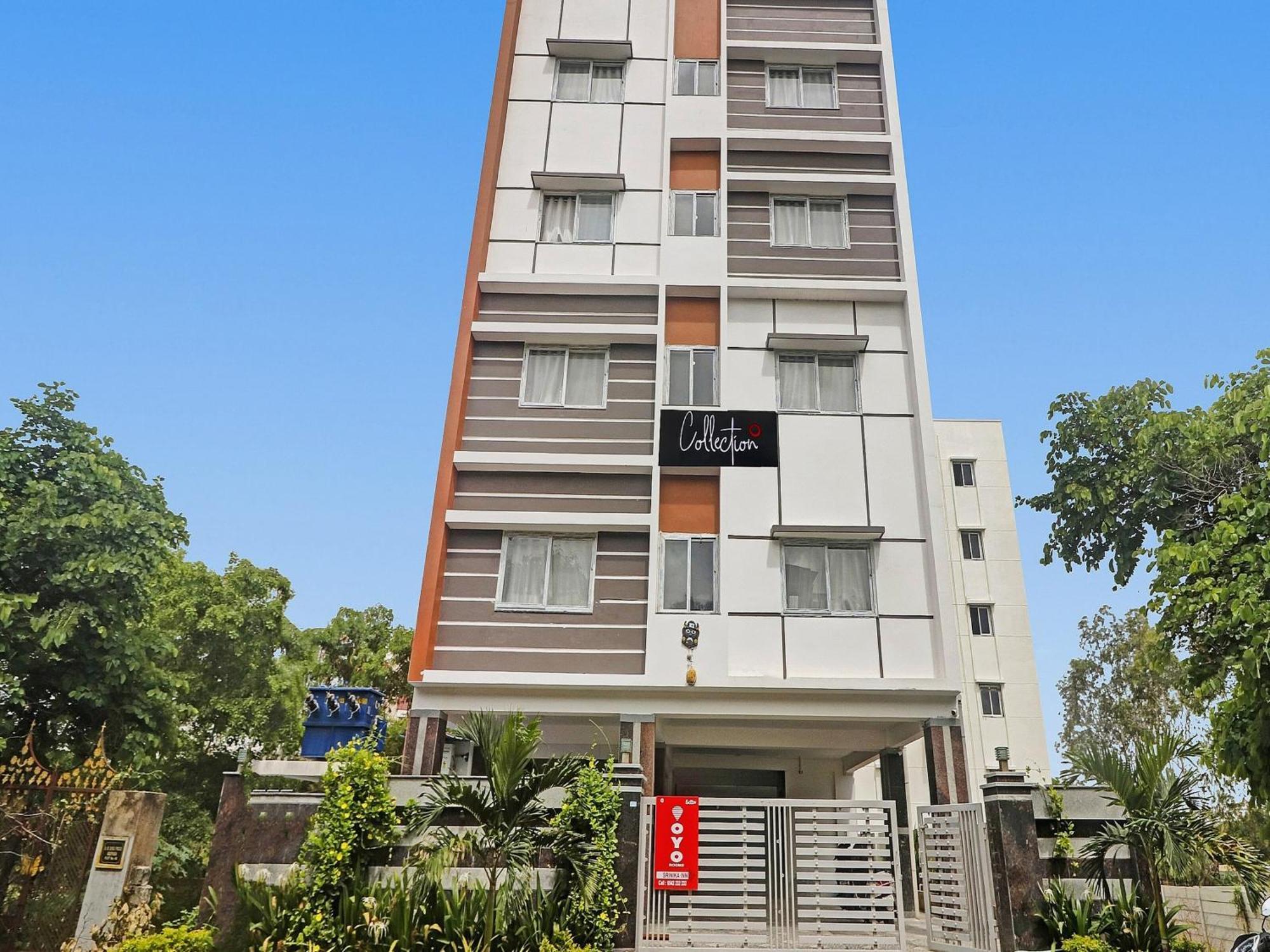 Super Capital O Srinika Inn Gachibowli 外观 照片
