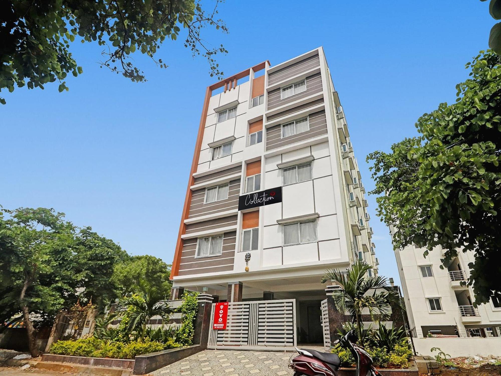Super Capital O Srinika Inn Gachibowli 外观 照片